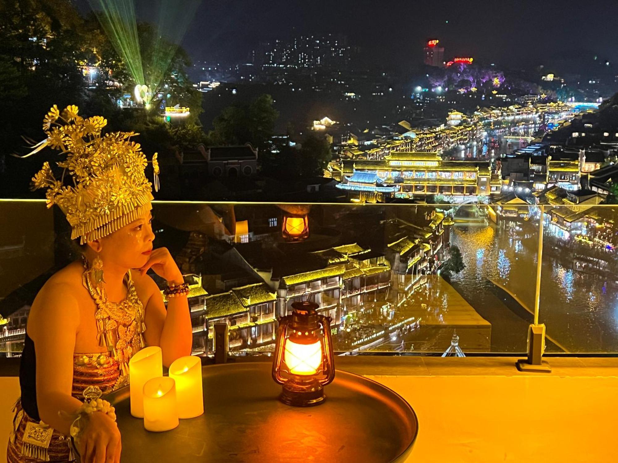 Phoenix Best River View B&B Fenghuang Exterior photo