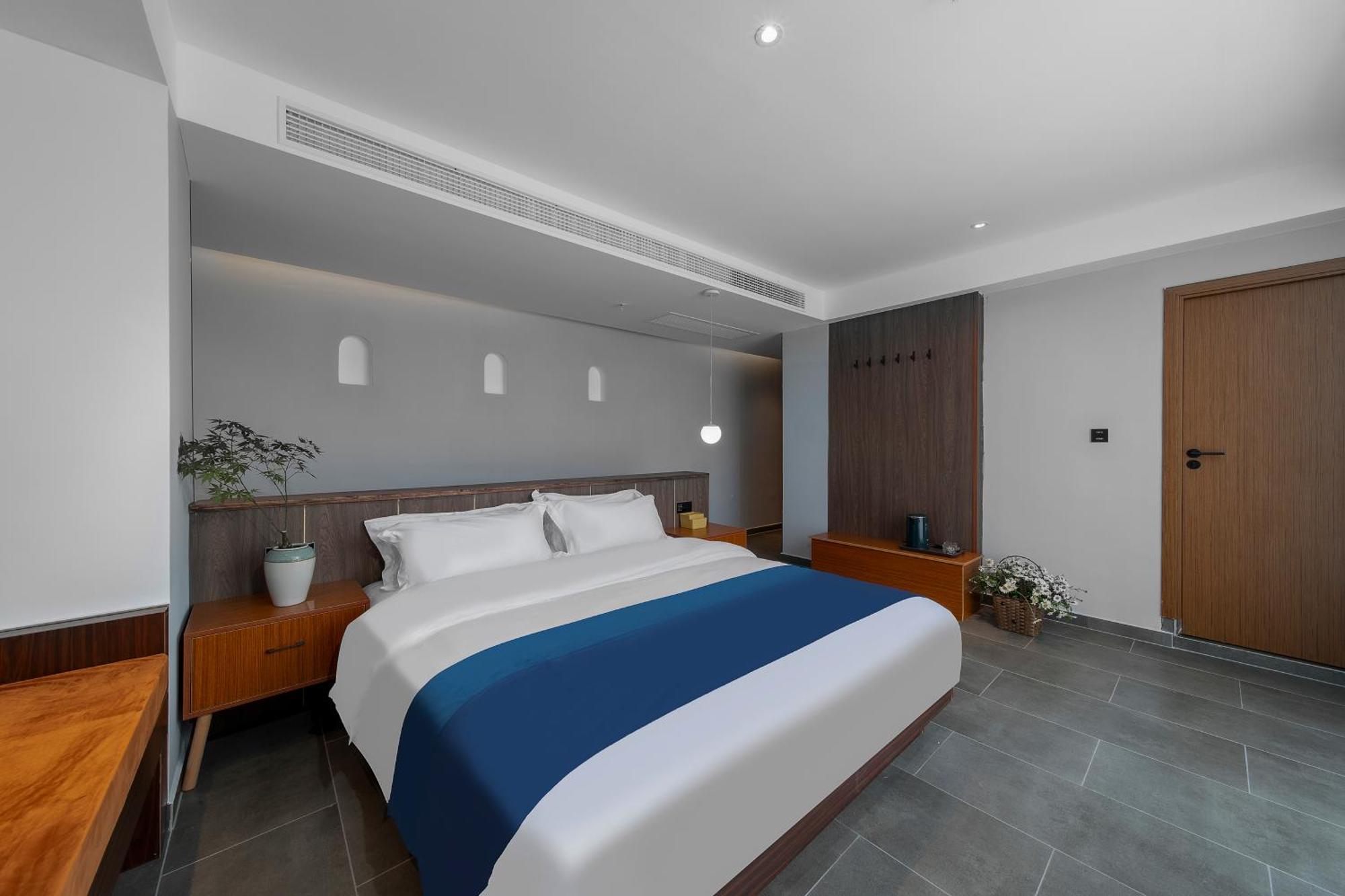 Phoenix Best River View B&B Fenghuang Exterior photo