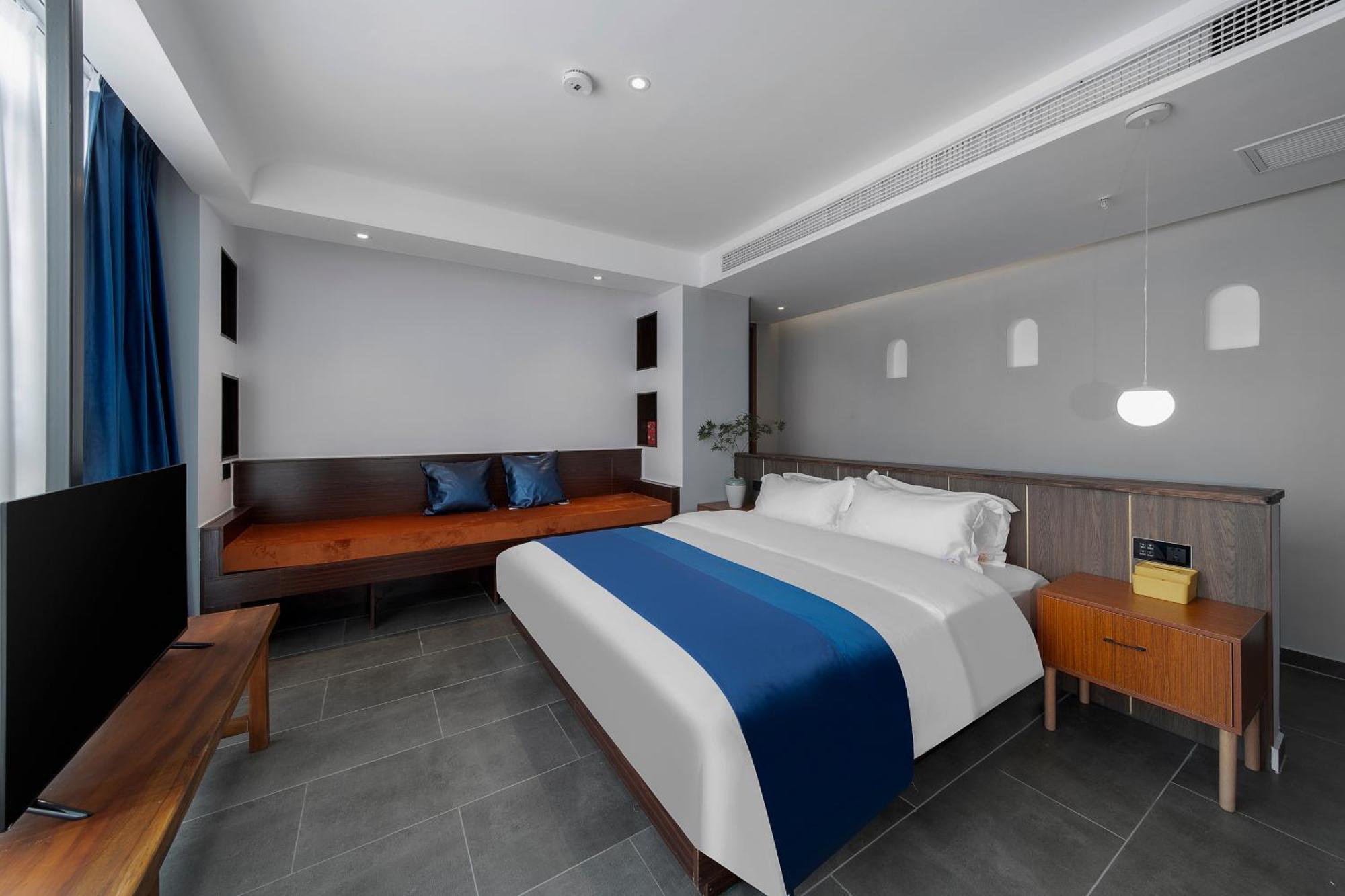 Phoenix Best River View B&B Fenghuang Exterior photo